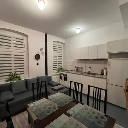 Apartmán Sloneczny Centrum Poznania Klimatyzacja Wi-fi Tv Zmywarka Pralka Piekarnik Poznaň